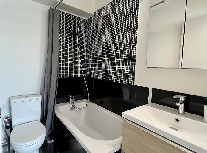 Moderne En Bord De * Cabourg