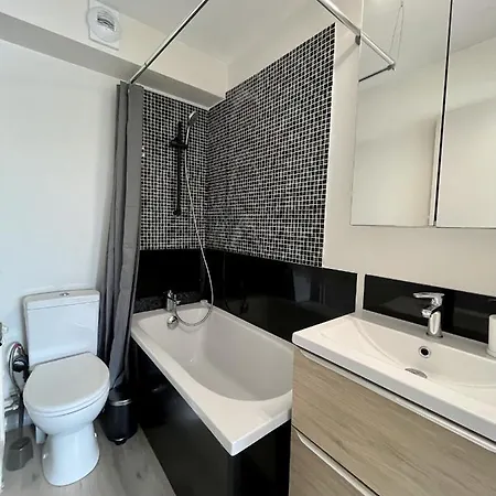 Moderne En Bord De * Cabourg